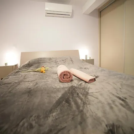 Cozy Like 卡斯托里亚
