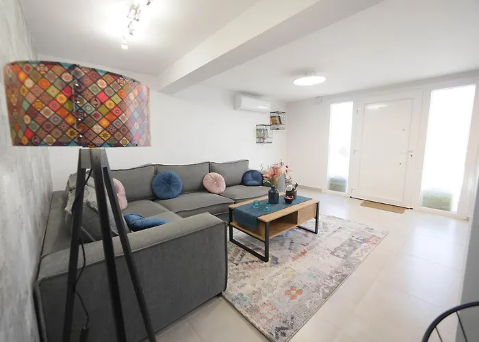 Cozy Like Apartament Kastoria