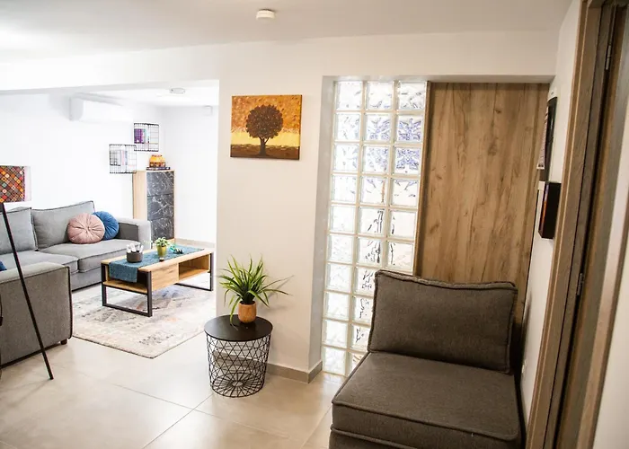 Cozy Like 卡斯托里亚